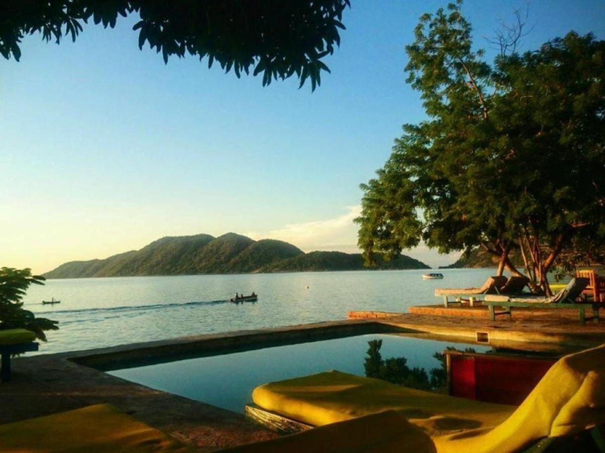 Thumbi View Lodge Cape Maclear Екстер'єр фото