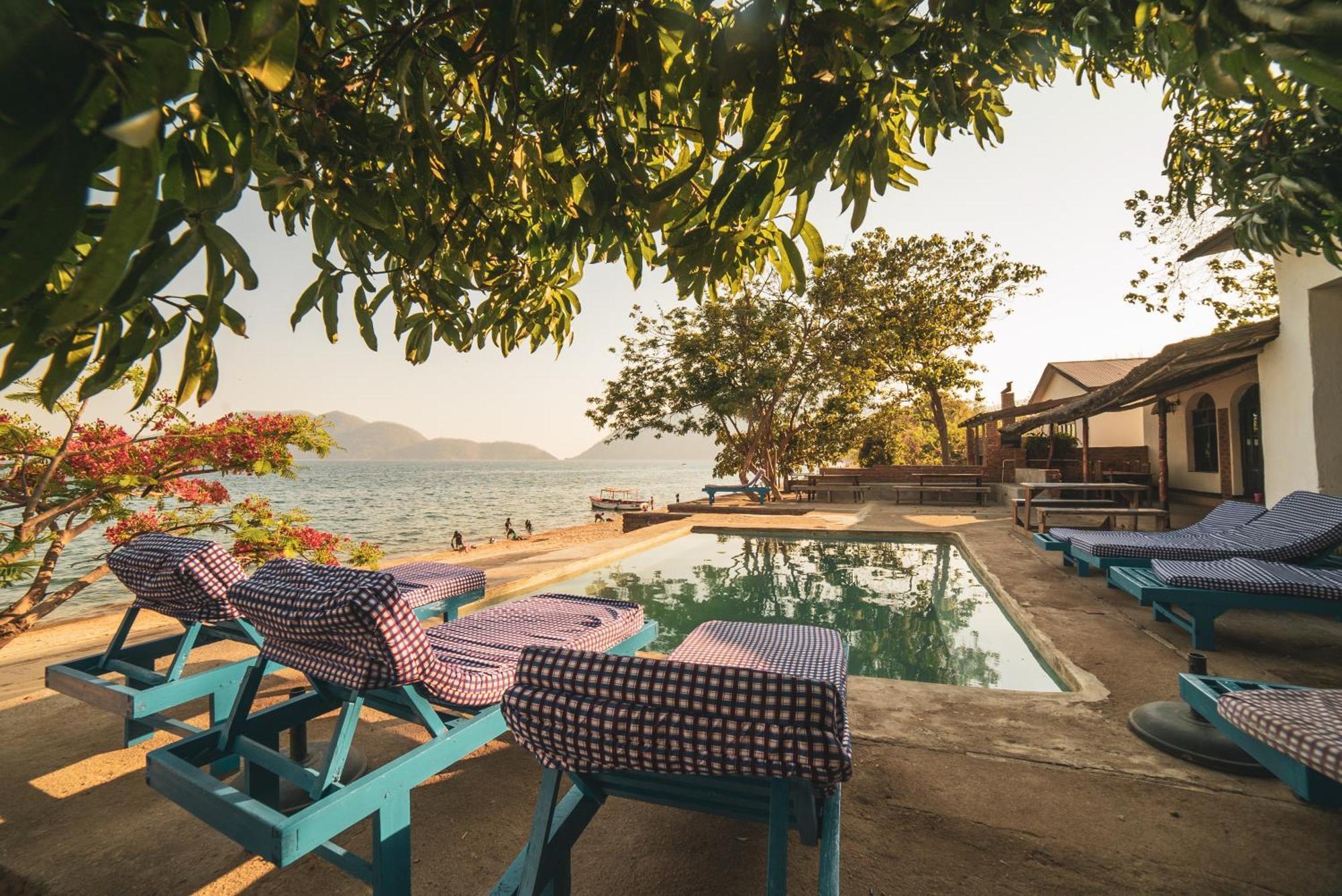 Thumbi View Lodge Cape Maclear Екстер'єр фото